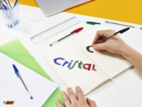 Stylo bille BIC Cristal Medium bleu boîte transparente-2
